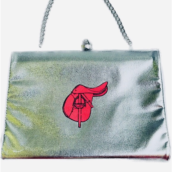 Metallic silver evening clutch that can play during the day or just a hot date!! - Picture 1 of 12